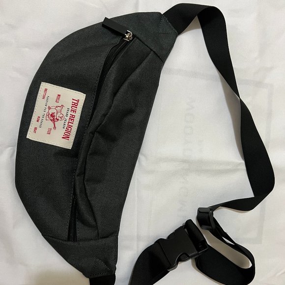TRUE RELIGION Slinger Belt Bag In Black - Picture 1 of 2